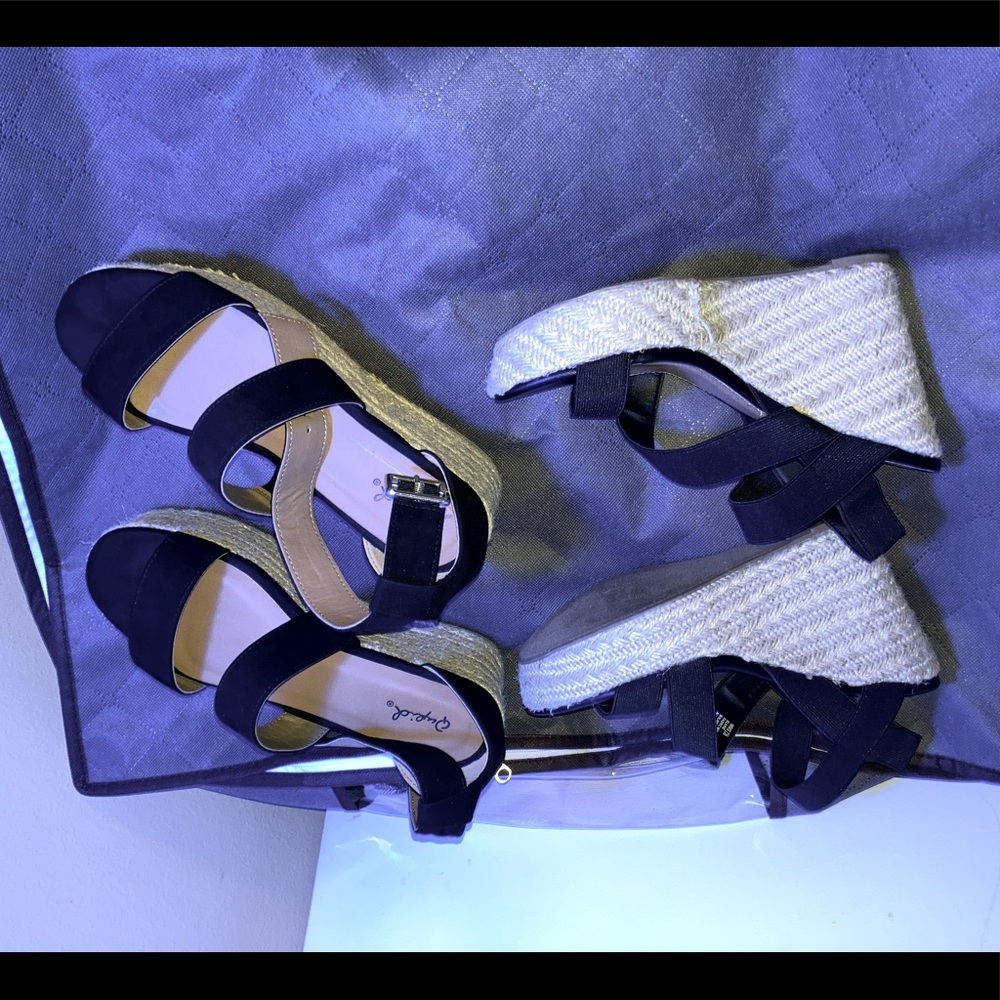 Shoes. Two for the price of ☝️.